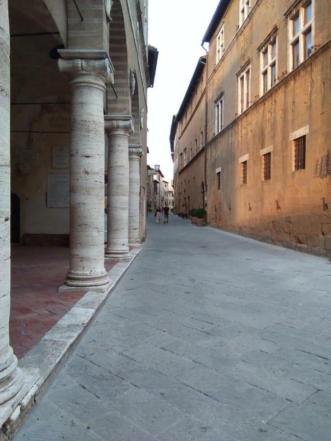 L'Apparita Camere Pienza Luaran gambar